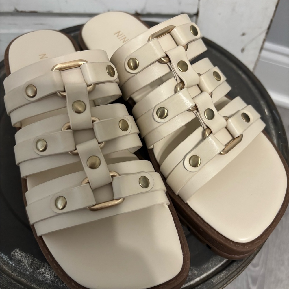 Nine West off white sandals 7.5 M NWOT